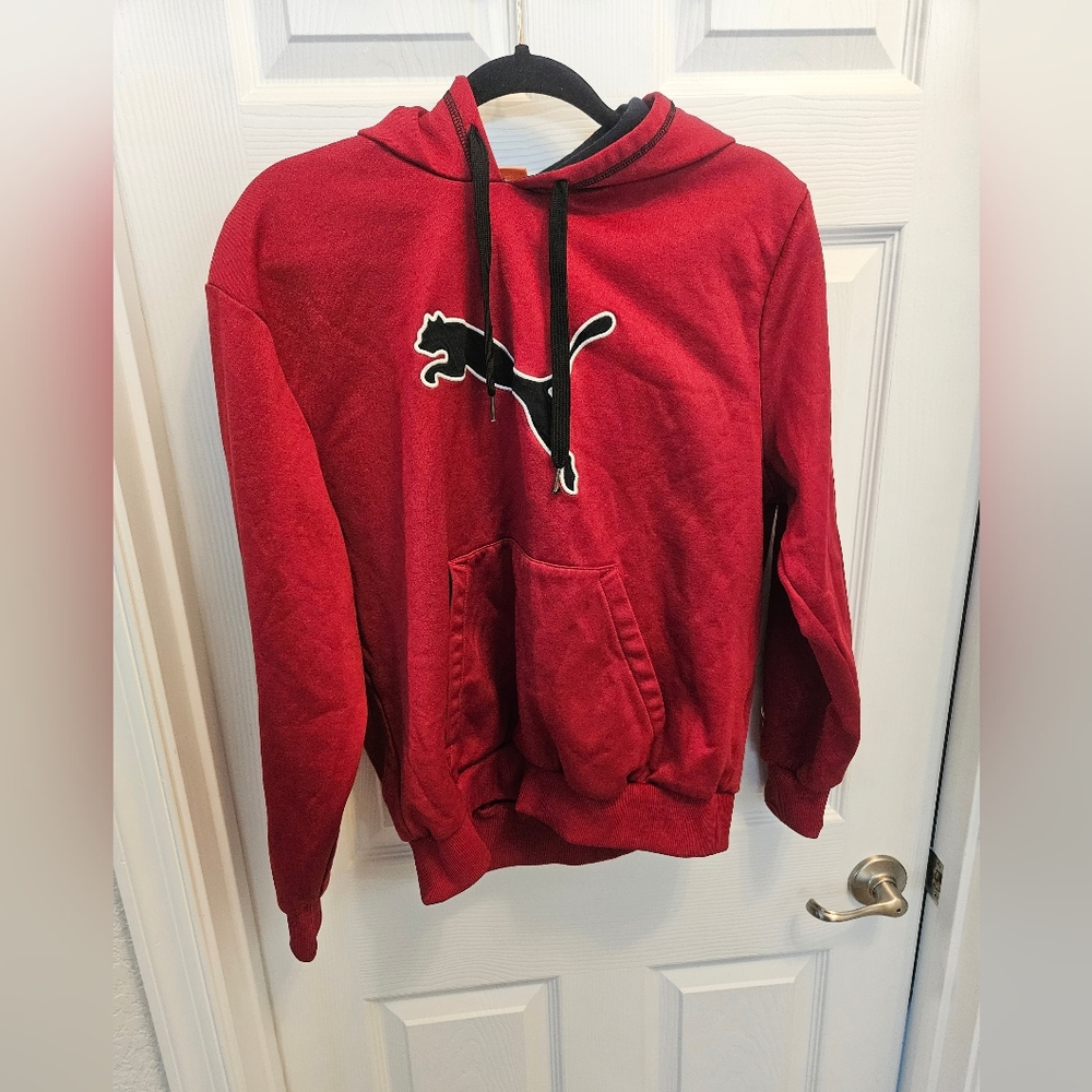 Men's Medium Puma hoodie